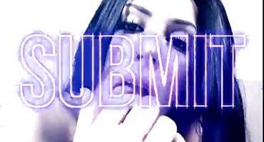 sex liên quân cosplay Cô ấy đã quan hệ phím se x tình dục với một người anh em.