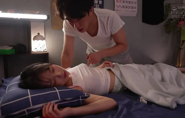 sexcosplay Nữa đêm anh trai “mò” đứa con ghệ cãi nhau với má bỏ nhà đến ngủ ké