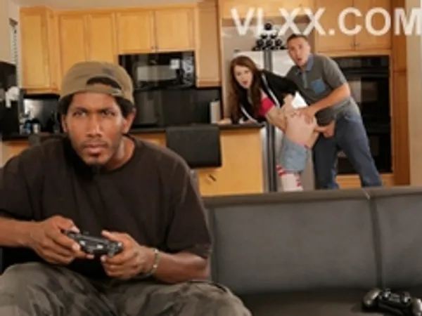 nagi hikaru sex Mãi chơi game, chàng trai bị bạn thân &quot;cắm sừng&quot; ngay tại nhà